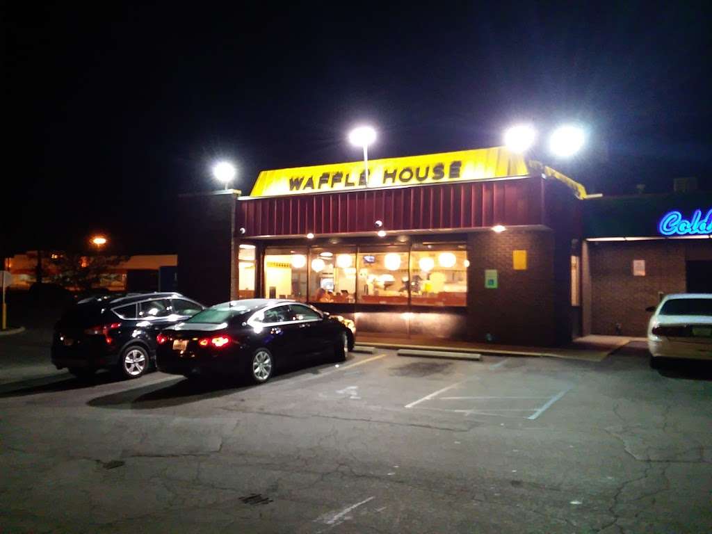 Waffle House | 2107 N Post Rd, Indianapolis, IN 46219 | Phone: (317) 897-0781