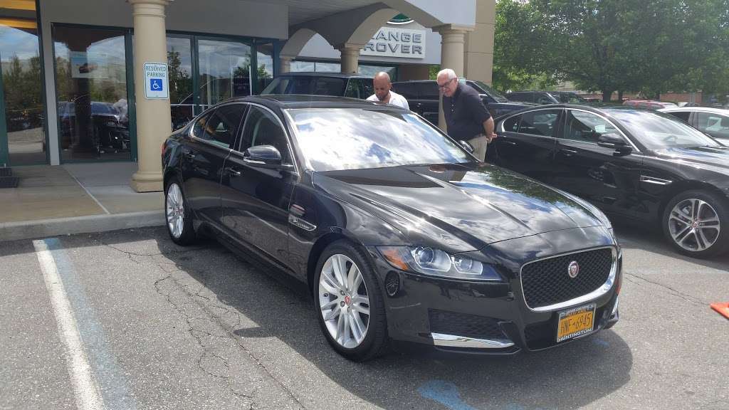 Jaguar Huntington | 1249 E Jericho Turnpike suite a, Huntington, NY 11743 | Phone: (855) 866-7490