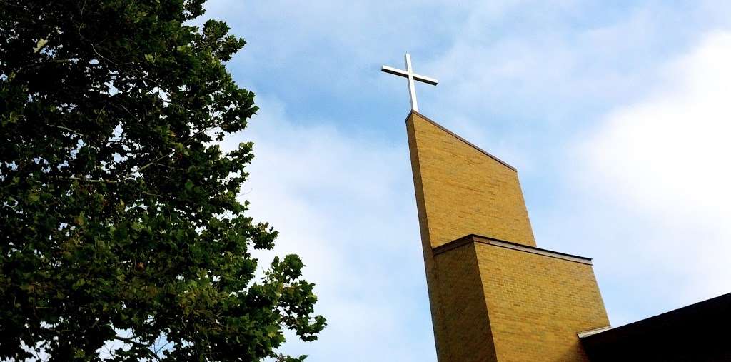 CrossLife Evangelical Free Church. | 431 W Austin Ave, Libertyville, IL 60048, USA | Phone: (847) 362-8155