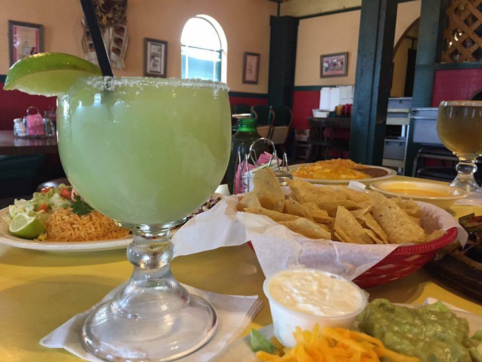 Arizolas Mexican Restaurant | 6055 Lake Worth Blvd, Fort Worth, TX 76135, USA | Phone: (817) 237-4117
