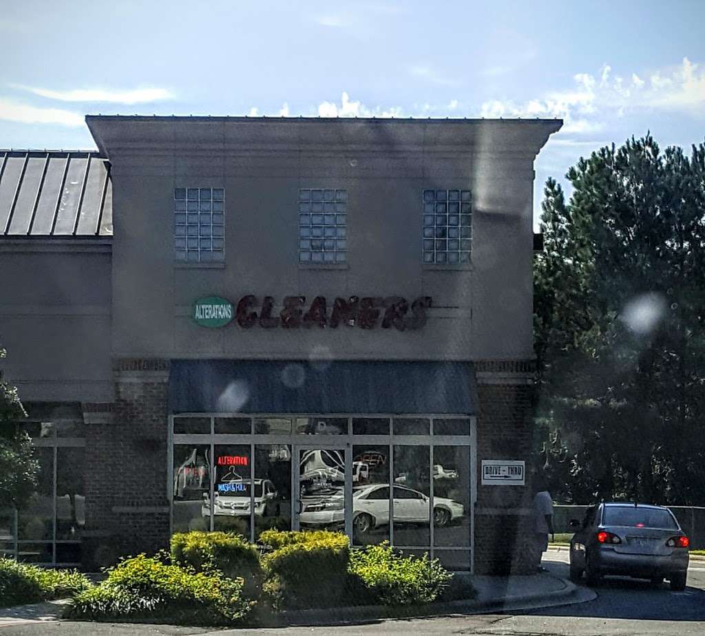 Unlimited Lee Cleaners | 3530 Mt Holly-Huntersville Rd, Charlotte, NC 28216, USA | Phone: (704) 398-1970