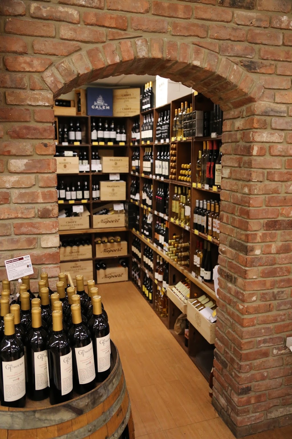 Garys Wine & Marketplace | 121 Main St, Madison, NJ 07940, USA | Phone: (973) 822-0200