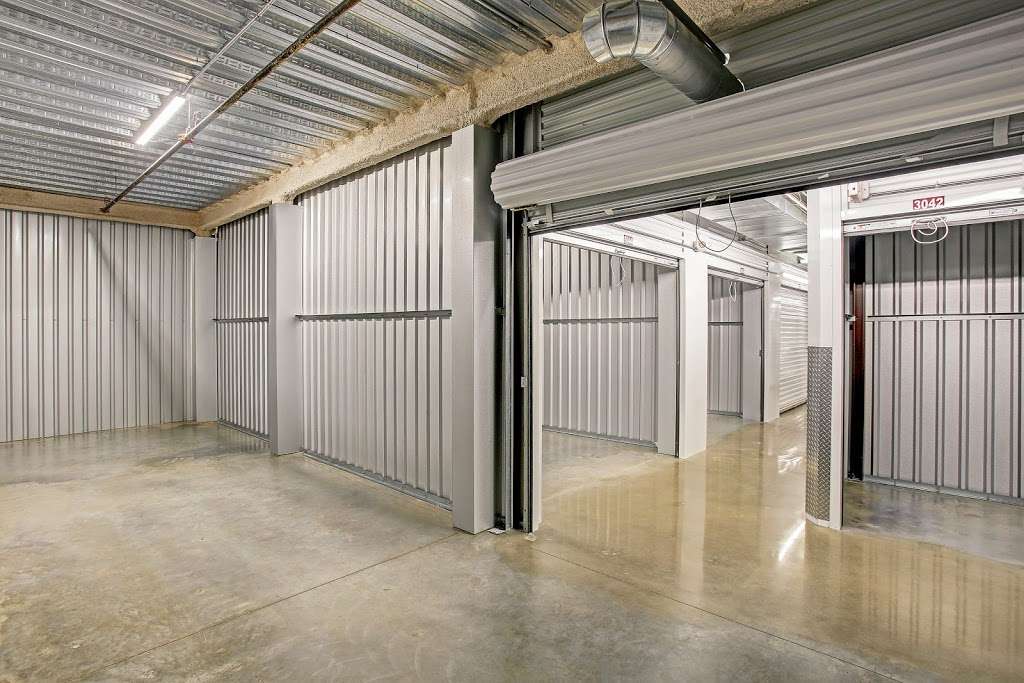 Big Tex Storage Garden Oaks | 3480 Ella Blvd, Houston, TX 77018 | Phone: (713) 581-9180