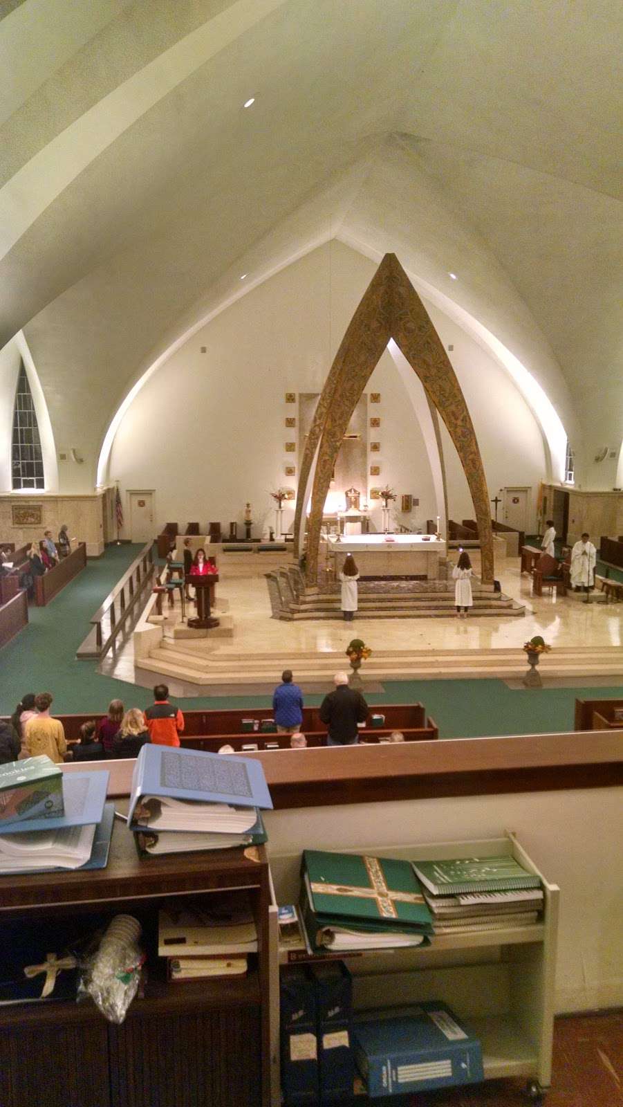 Holy Redeemer Catholic Church | 9705 Summit Ave, Kensington, MD 20895, USA | Phone: (301) 942-2333