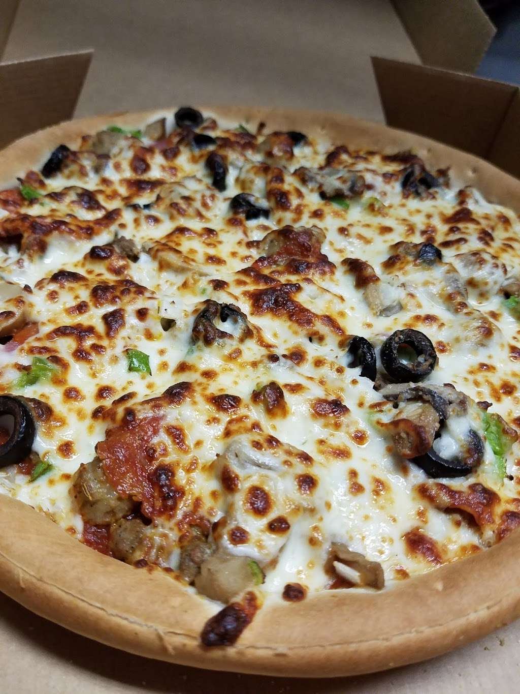 Gambinos Pizza | 103 S Webster St, Spring Hill, KS 66083, USA | Phone: (913) 686-4424
