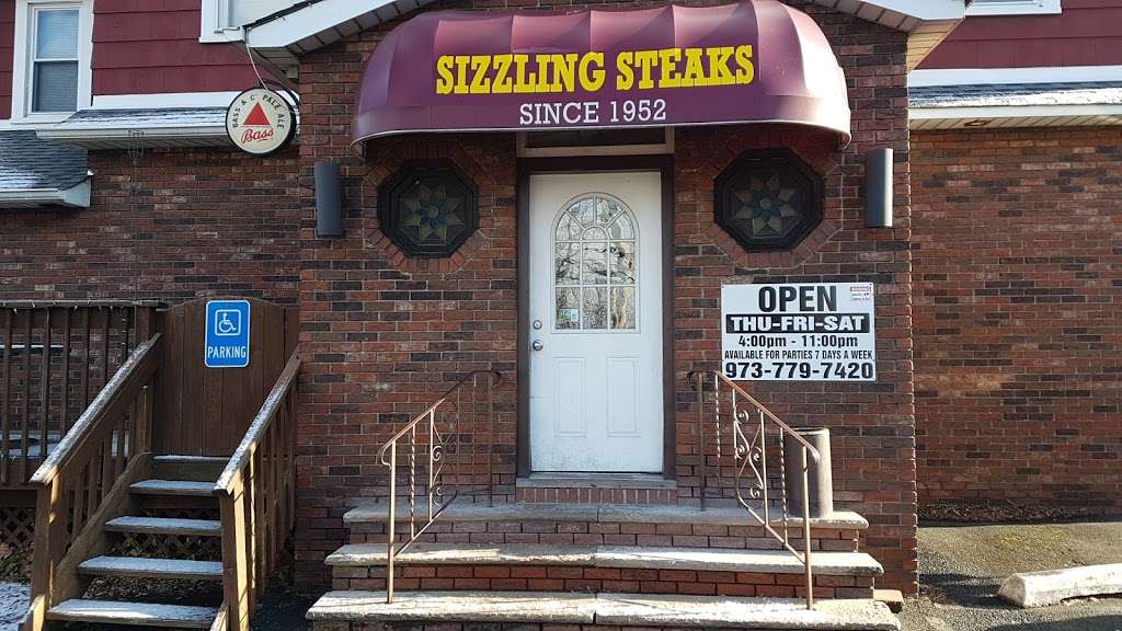 Kathie and Glenns Steakhouse | 250 Main Ave, Wallington, NJ 07057, USA | Phone: (973) 779-7420