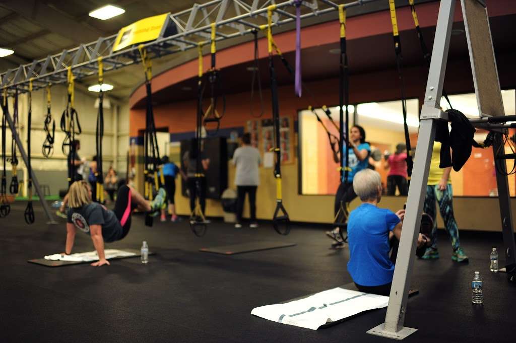 Tipton Lakes Athletic Club | 4000 W Goeller Blvd, Columbus, IN 47201, USA | Phone: (812) 342-4495