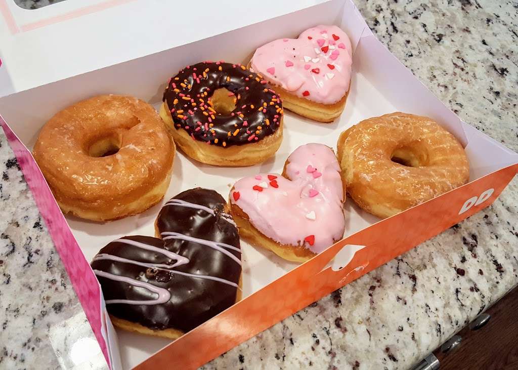 Dunkin Donuts | 680 Connecticut Ave, Norwalk, CT 06854, USA | Phone: (203) 299-5447