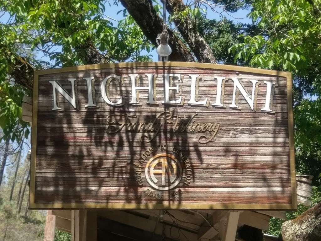 Nichelini Family Winery | 2950 Sage Canyon Rd, St Helena, CA 94574, USA | Phone: (707) 963-0717