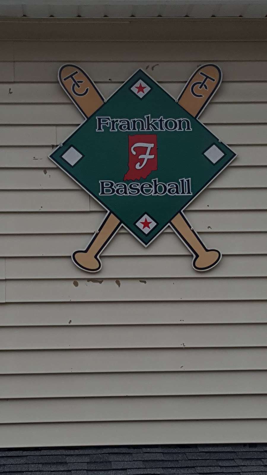 Frankton Town And Country Baseball Field | 502 in, 504 S Lafayette St, Frankton, IN 46044, USA