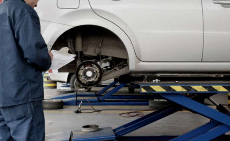 Golden Law Auto | Brake Repair Service | 1035 W Lancaster Rd #12, Orlando, FL 32809 | Phone: (407) 914-6495