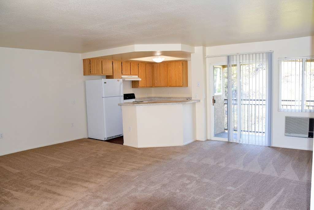 The Terraces Apartments | 1301 Morning View Dr, Escondido, CA 92026 | Phone: (760) 735-5140