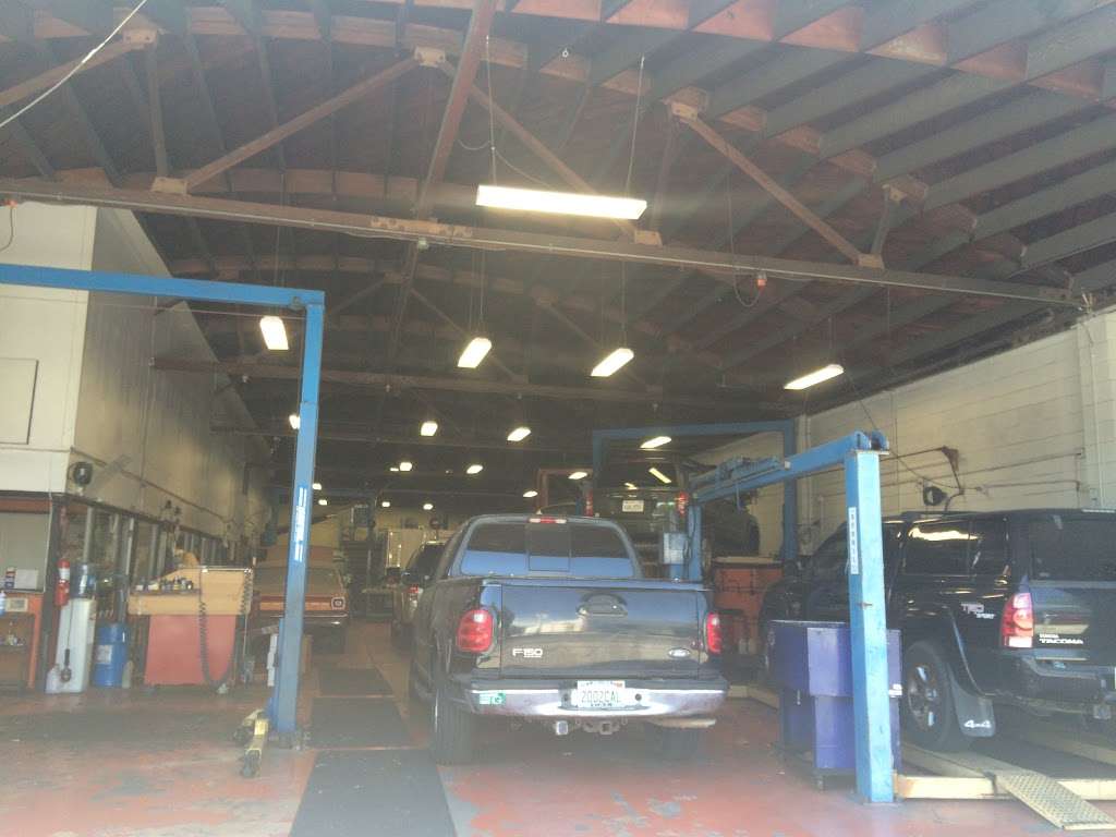 Broadway Automotive and Transmission | 2943 Broadway, Oakland, CA 94611 | Phone: (510) 834-4434