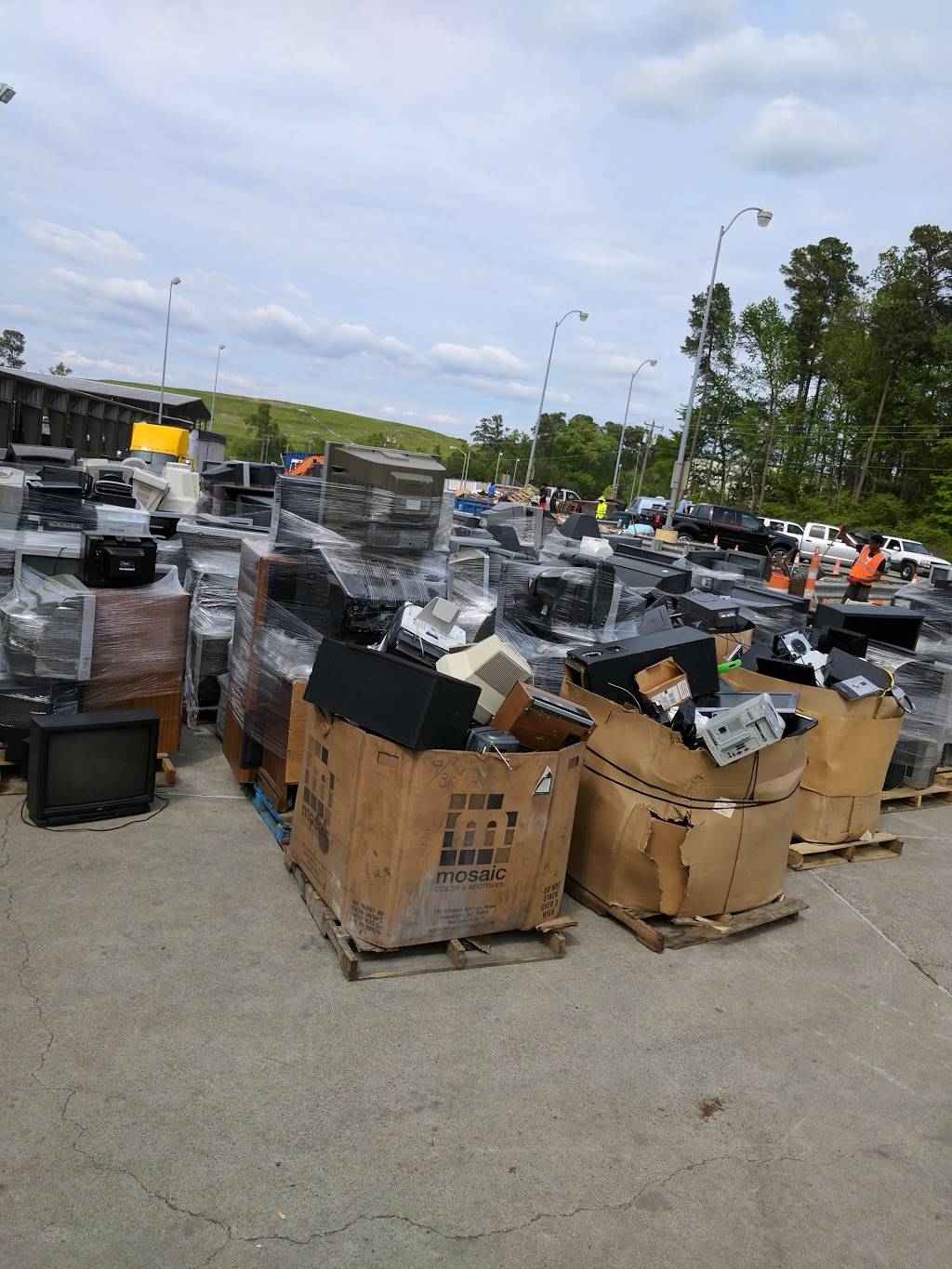 Waste Disposal & Recycling Center | 2115 E Club Blvd, Durham, NC 27704, USA | Phone: (919) 560-4611