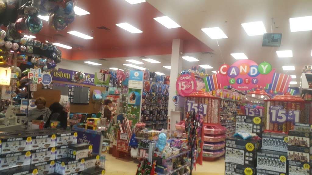 Party City | 14160 E Ellsworth Ave, Aurora, CO 80012, USA | Phone: (303) 340-1960