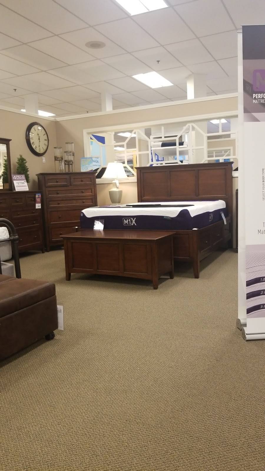 Raymour & Flanigan Furniture and Mattress Store | 985 Bethlehem Pike, Montgomeryville, PA 18936 | Phone: (215) 661-8010