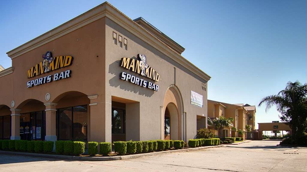 Man Kind Sports Bar | 11001 W Fairmont Pkwy, La Porte, TX 77571, USA | Phone: (281) 941-9584
