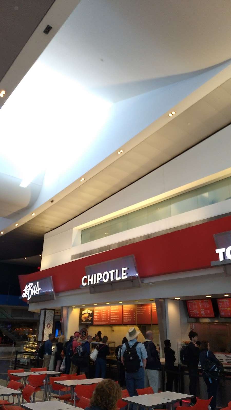 Chipotle Mexican Grill | 1F, Terminal F, Philadelphia International Airport, 8000 Essington Avenue, Philadelphia, PA 19153, USA | Phone: (215) 387-2025