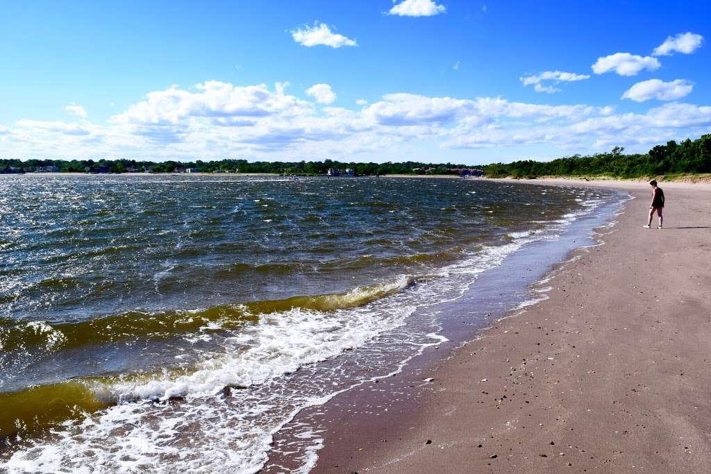 Great Kills Beach | 213, 211 Buffalo St, Staten Island, NY 10306, USA