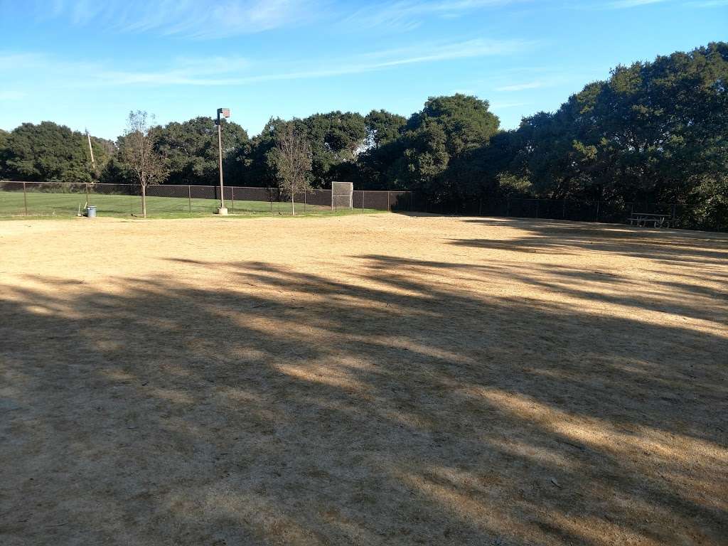 Cipriani Park & Dog Park | 2525 Buena Vista Ave, Belmont, CA 94002 | Phone: (650) 595-7441