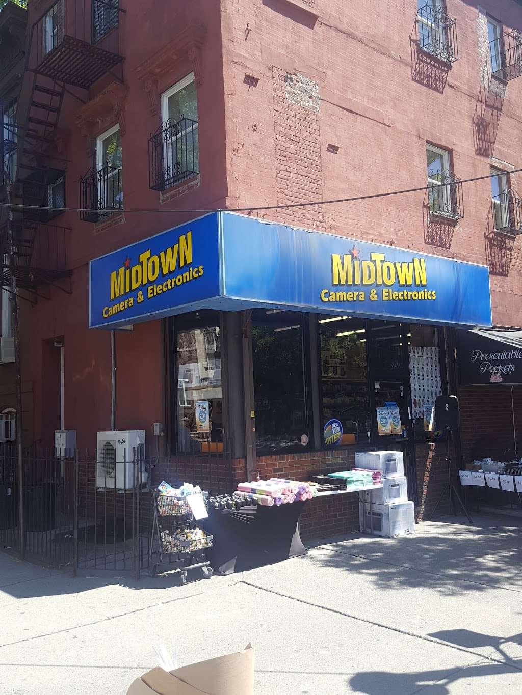Midtown Camera Inc | 185 Lee Ave, Brooklyn, NY 11211, USA | Phone: (718) 782-8570