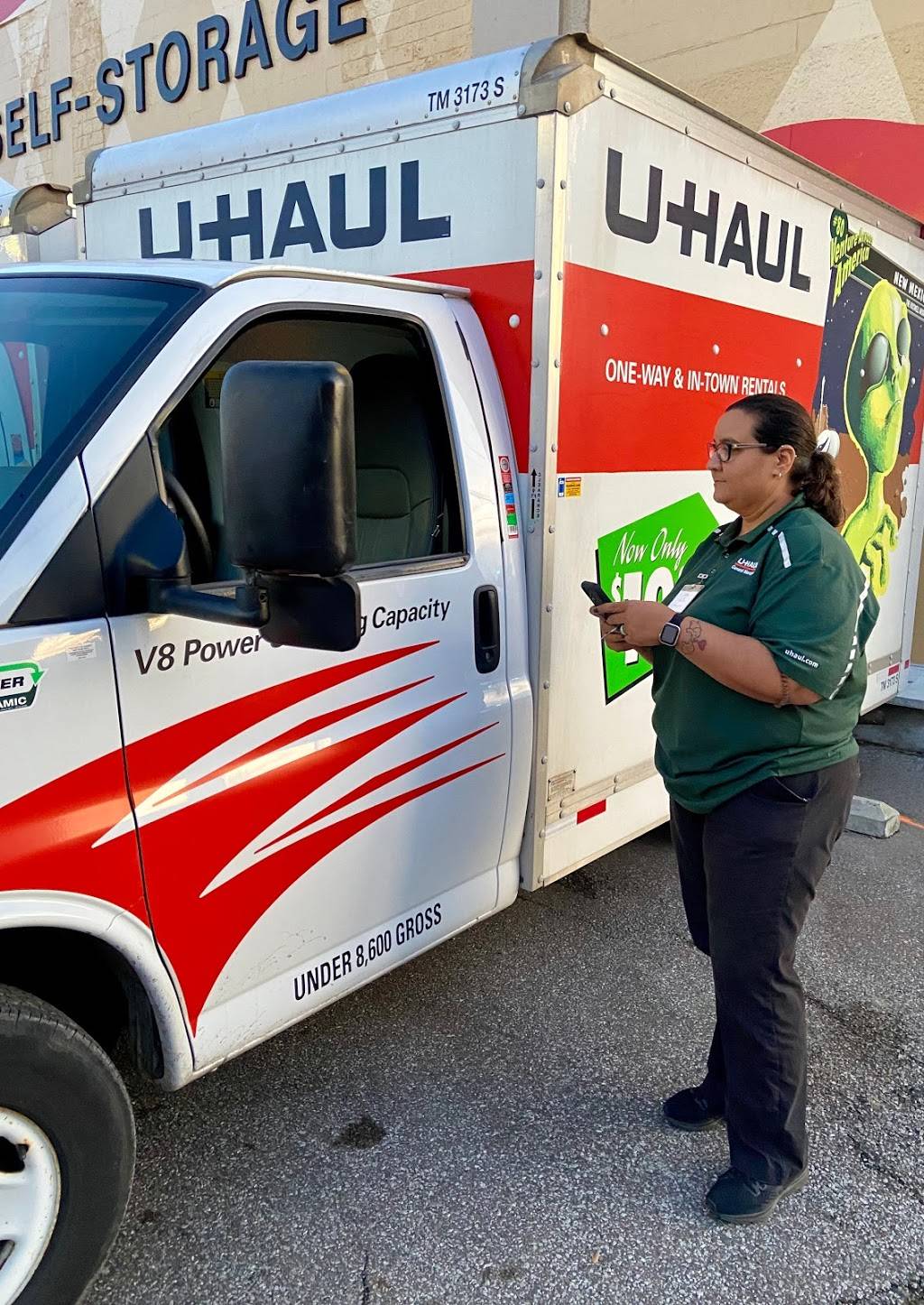 U-Haul Moving & Storage of Walnut Hills | 2320 Gilbert Ave, Cincinnati, OH 45206, USA | Phone: (513) 861-2800