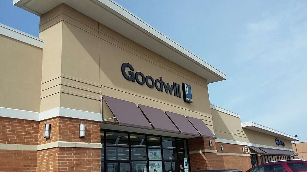 Goodwill Industries DeKalb | 1037 S Annie Glidden Rd, DeKalb, IL 60115, USA | Phone: (815) 756-4200