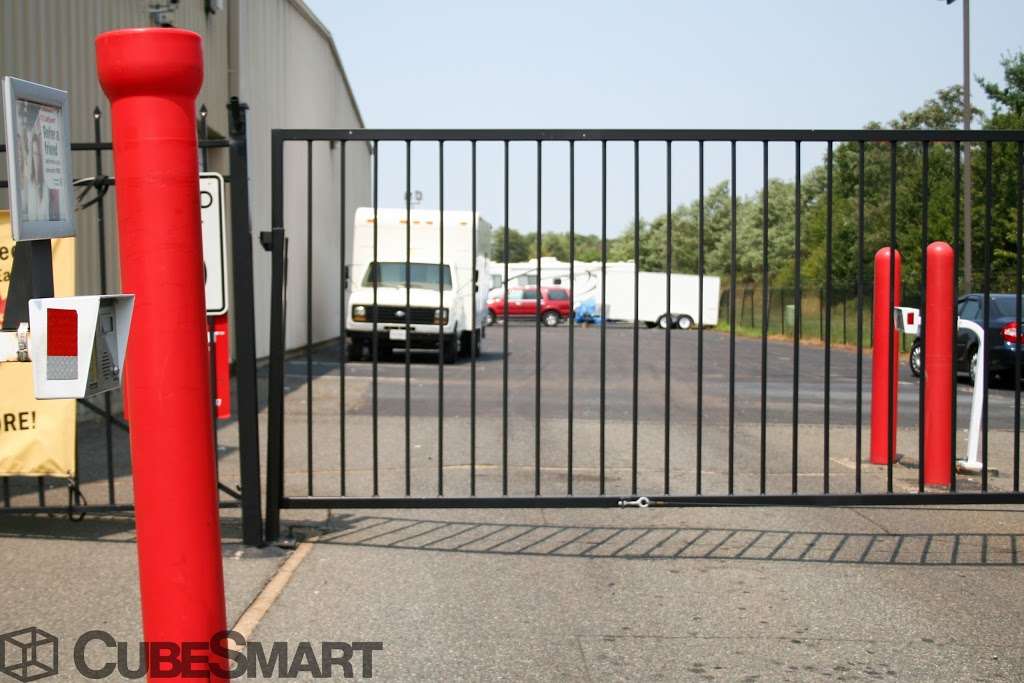 CubeSmart Self Storage | 20 Plantation Dr, Fredericksburg, VA 22406, USA | Phone: (540) 371-1266