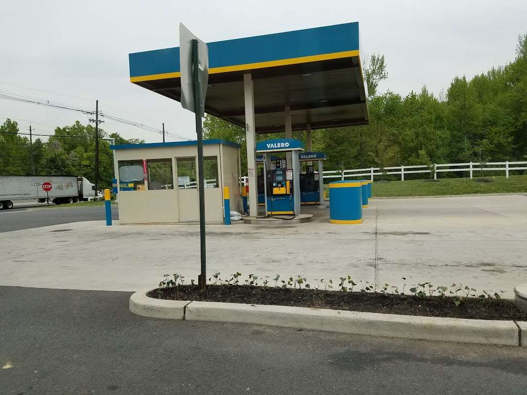 Valero | 4000 US-1, Monmouth Junction, NJ 08852, USA | Phone: (732) 297-4334