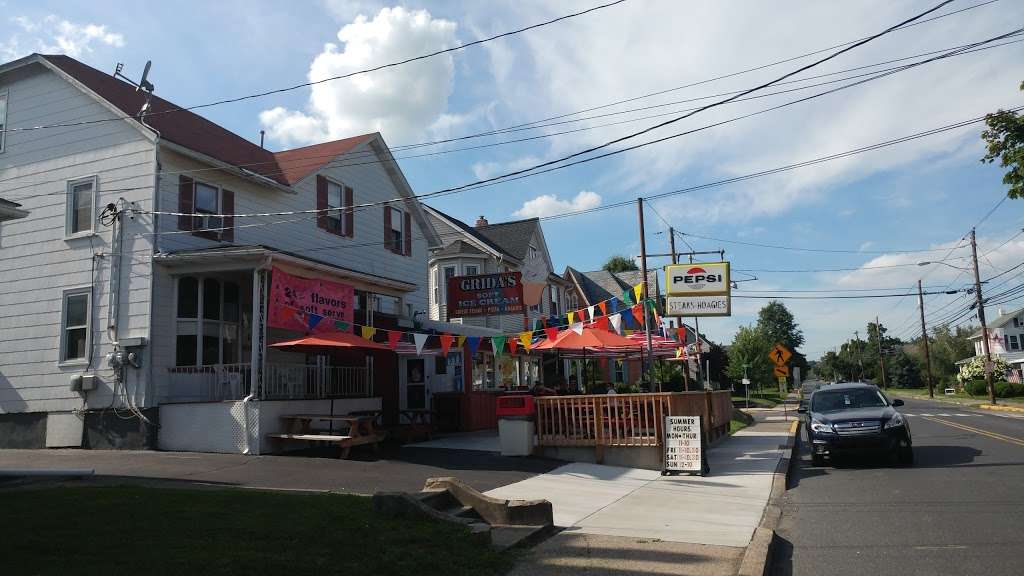 Gridas Soft Ice Cream | 36 N Main St, Richlandtown, PA 18955, USA | Phone: (215) 536-2691