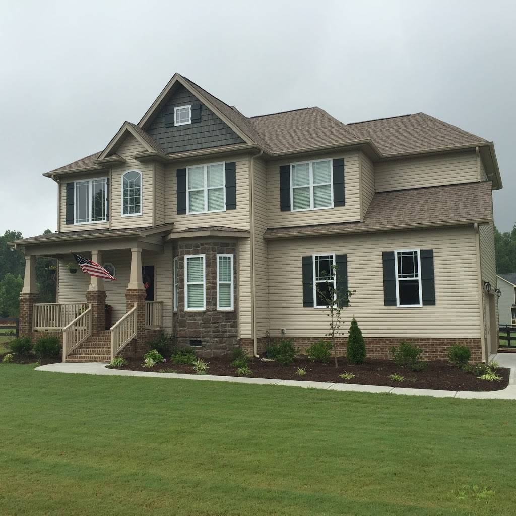 Carolina Roofing & Vinyl Siding, LLC | 104 State Ave #100, Clayton, NC 27520, USA | Phone: (919) 553-7663