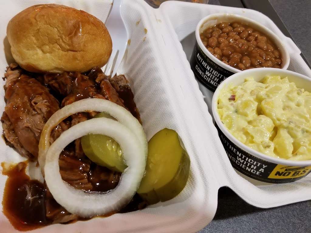 Dickeys Barbecue Pit | Terminal C, 2400 Aviation Dr Gate 6, Dallas, TX 75261, USA | Phone: (972) 973-4799