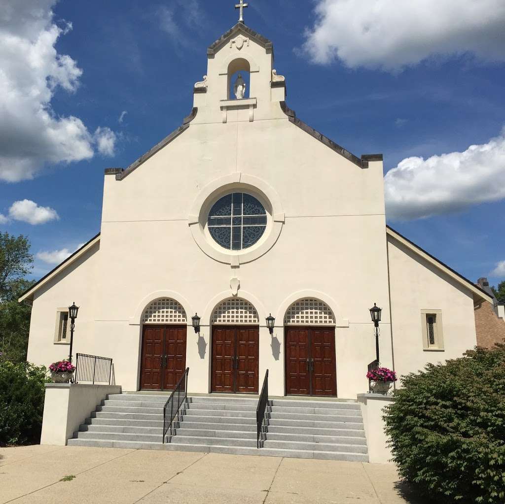 St. Mary Catholic Church, Wrentham | 130 South St, Wrentham, MA 02093, USA | Phone: (508) 384-3373