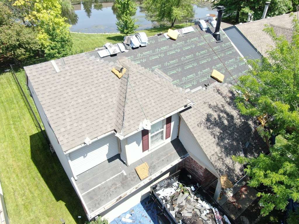 DC Roofing & Exteriors | 2610 Cedar Ridge Dr, Columbus, IN 47203, USA | Phone: (812) 344-5750