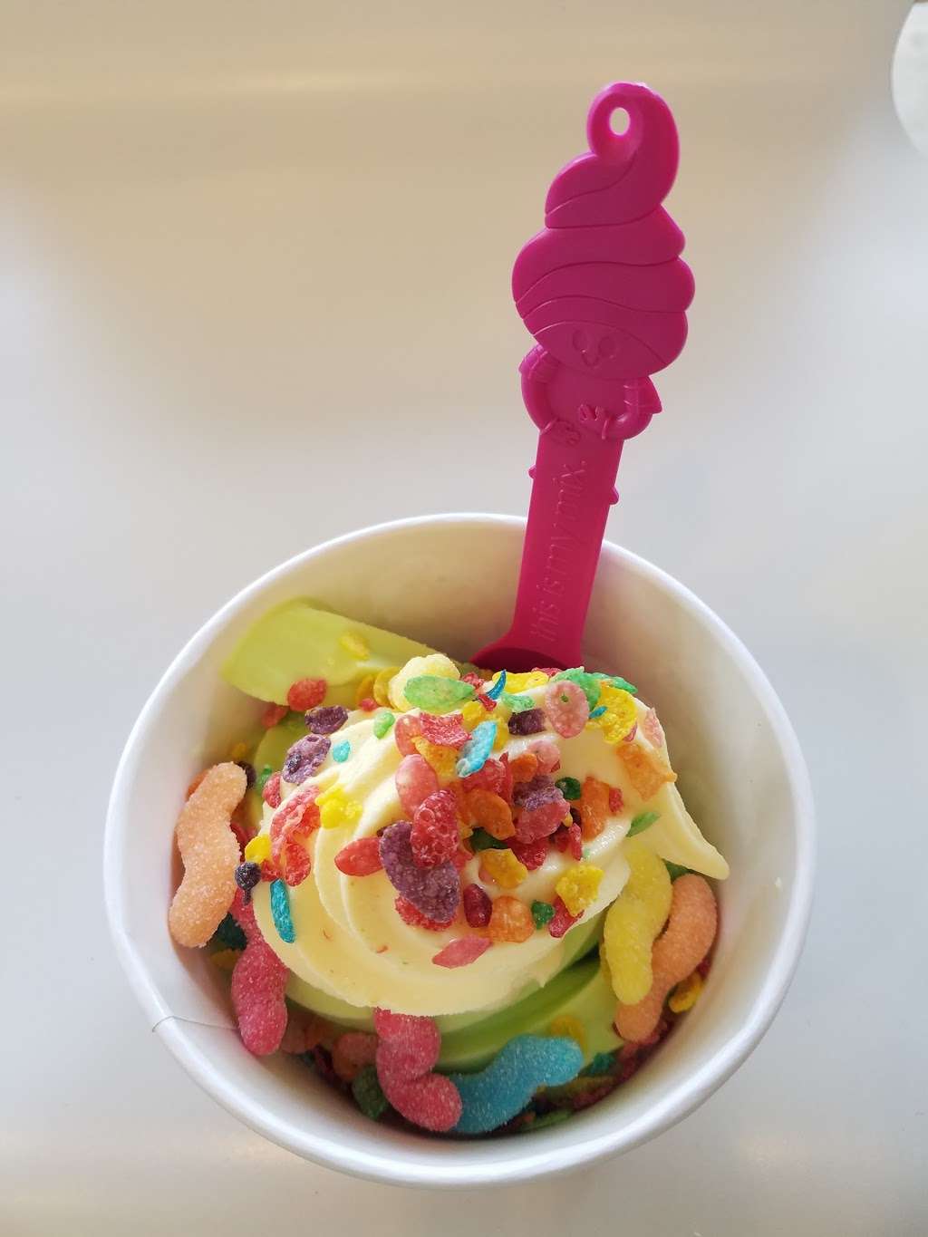 Menchies Frozen Yogurt | 2617 W Osceola Pkwy # B-37, Kissimmee, FL 34741, USA | Phone: (407) 201-8948