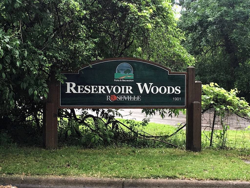 Reservoir Woods Park | 1950 Dale St N, Roseville, MN 55113, USA | Phone: (651) 792-7006