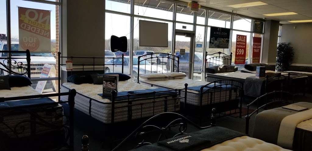 Mattress Warehouse of Ranson | 38 Joshua M. Freeman Blvd #106, Ranson, WV 25438, USA | Phone: (304) 724-7800