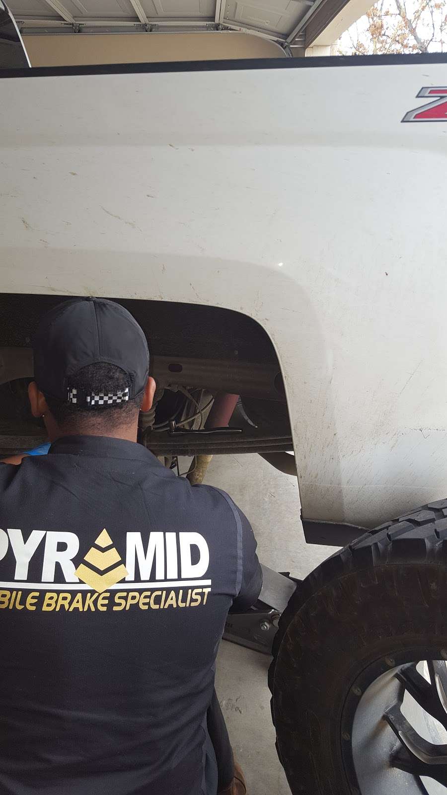 Pyramid Mobile Brake Specialist | 201 S Joe Wilson Rd, Cedar Hill, TX 75104, USA | Phone: (214) 926-0689