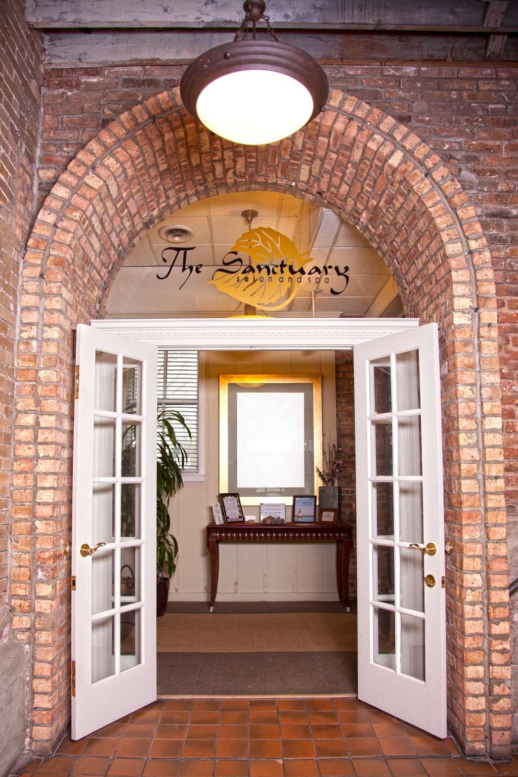 Sanctuary Salon & Spa | 200 Applebee St # 200, Barrington, IL 60010, USA | Phone: (847) 381-5043