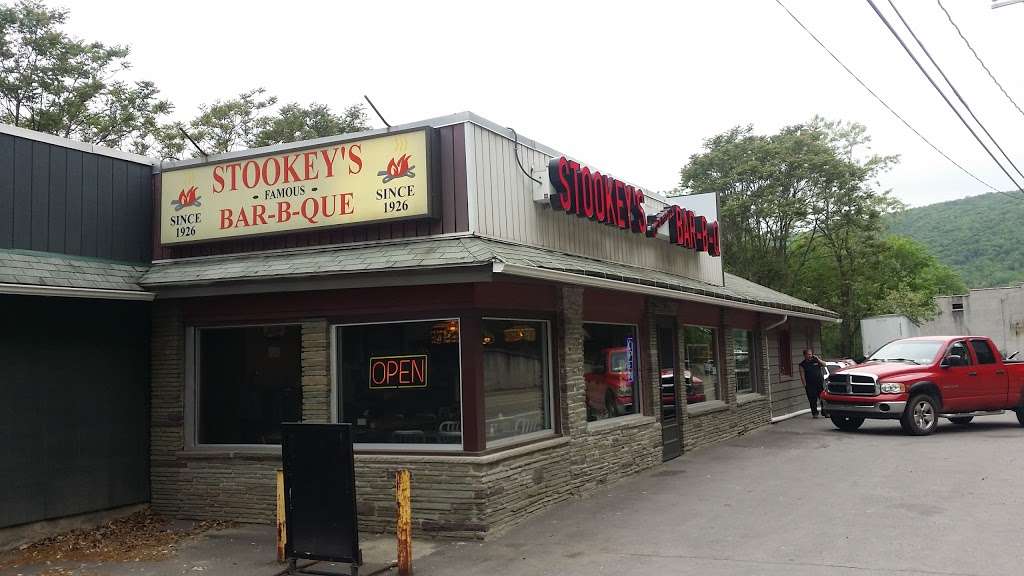 Stookeys Famous Bar-B-Que | 122 E Poplar St, Nanticoke, PA 18634, USA | Phone: (570) 735-2162