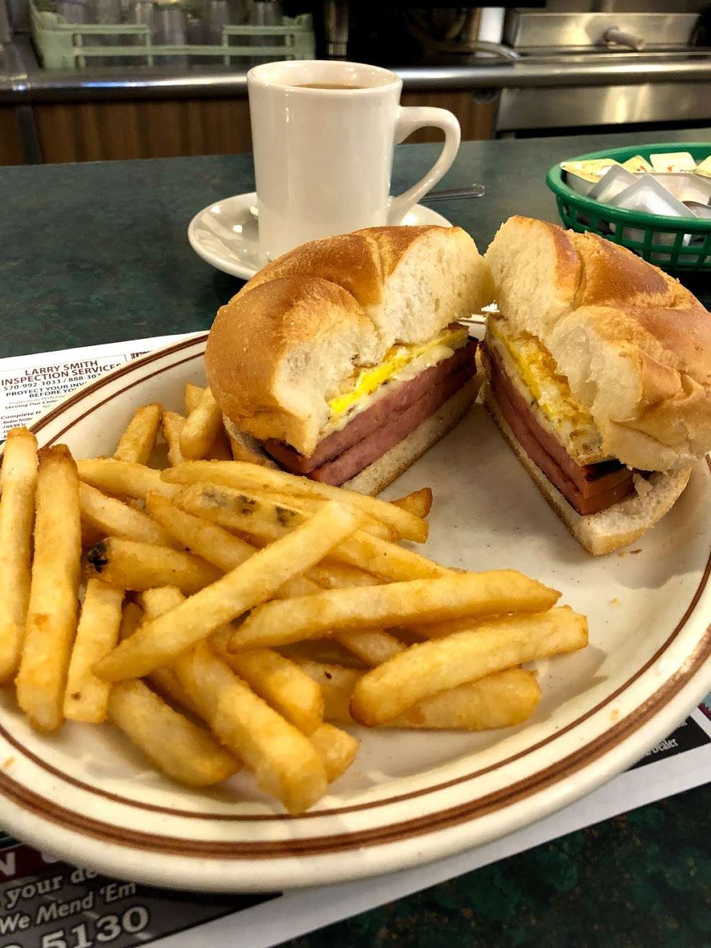 Chestnut Hill Diner | RR 209, Brodheadsville, PA 18322, USA | Phone: (570) 992-3222