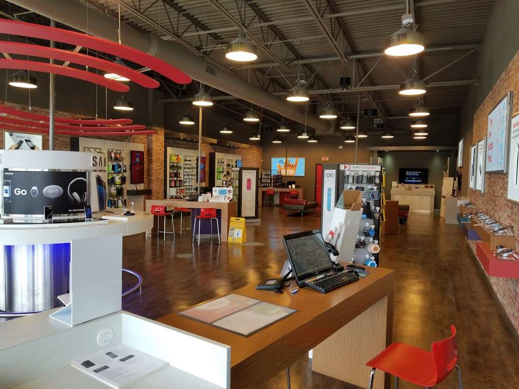 Verizon Authorized Retailer, TCC | 2400 Marketplace Boulevard, Shelbyville, IN 46176 | Phone: (317) 392-4100