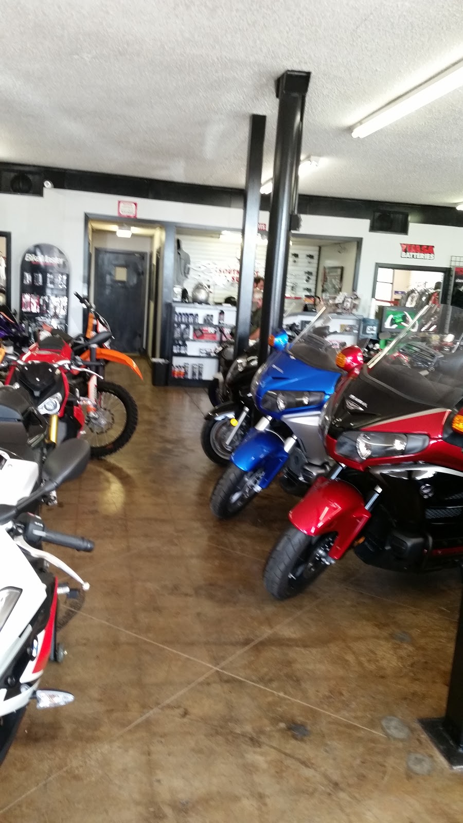 Southwest Superbikes | 2361 Fabens Rd, Dallas, TX 75229 | Phone: (972) 418-0555