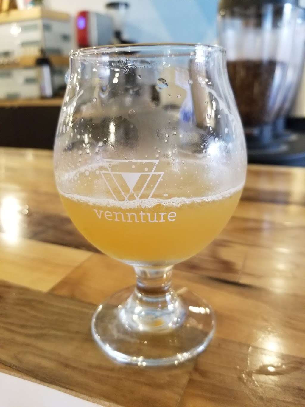 Vennture Brew Co | 5519 W North Ave, Milwaukee, WI 53208, USA | Phone: (414) 856-4321