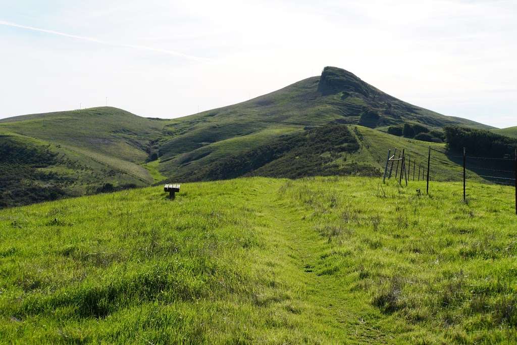 Hiddenbrooke Trailhead | 1406-1400 Highgate Rd, Vallejo, CA 94591, USA