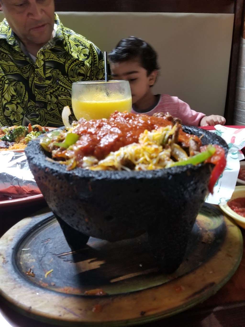 Los Magueyes Mexican Restaurant - Wildwood | 346 Shopping Center Dr, Wildwood, FL 34785, USA | Phone: (352) 461-0577