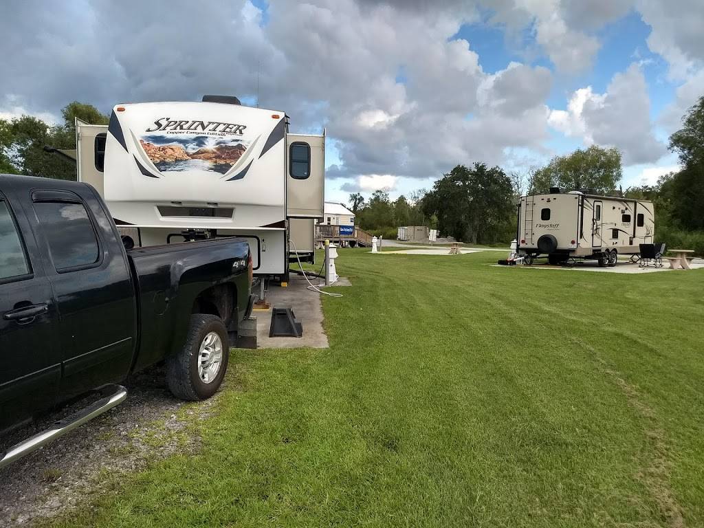 Aviation Arbor RV Park | 400 Russell Dr, Belle Chasse, LA 70037, USA | Phone: (504) 678-3500