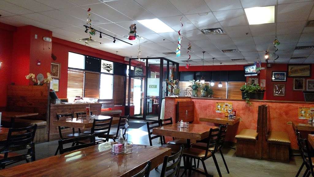 Tres Mexicanos | 1800 E 23rd St, Lawrence, KS 66046, USA | Phone: (785) 830-8422