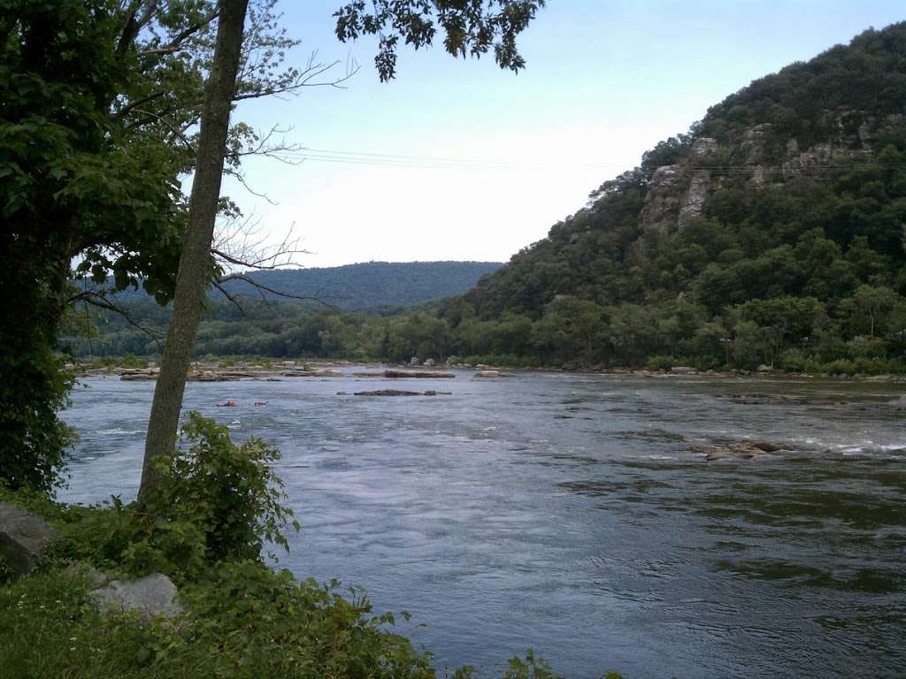 C&O Canal Lock 32 | Chesapeake and Ohio Canal Towpath, Knoxville, MD 21758 | Phone: (301) 739-4200