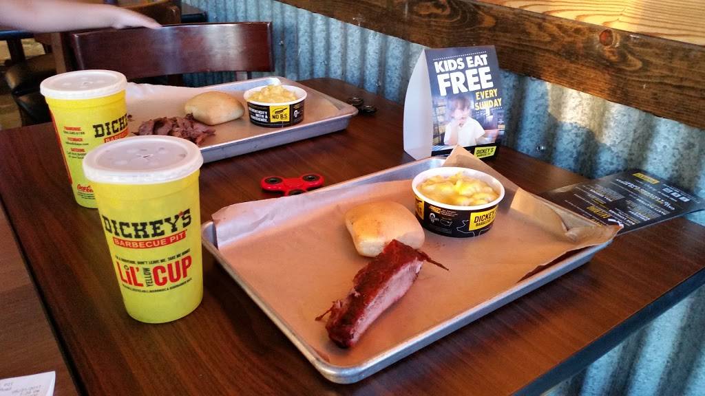 Dickeys Barbecue Pit | 13403 Telegraph Rd, Whittier, CA 90605, USA | Phone: (562) 846-4332